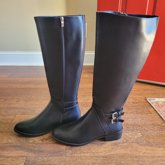 Payless Shoes - Black boots
